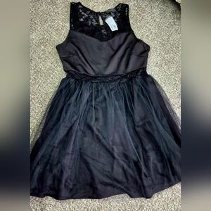Forever 21 Black Lace Formal Dress